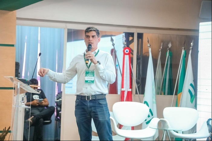 Mateus Tavares, écnico da Diretoria de Educação Profissional e Promoção Social do Senar