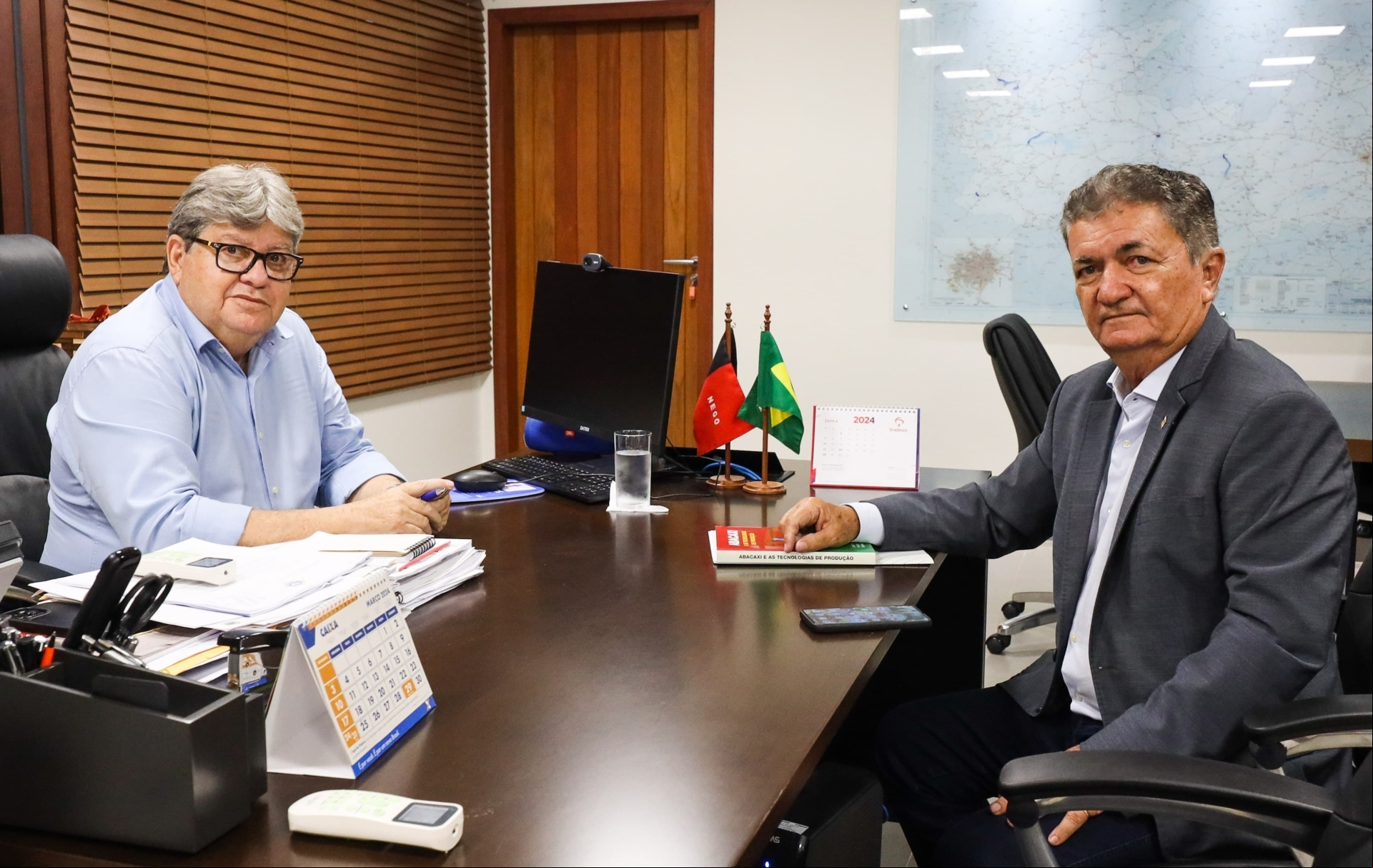 Reuniao governador